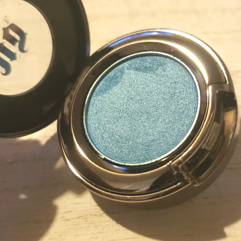 🌟HP🌟🧚‍♀️PEACE Urban Decay DISCONTINUED Shadow NWOBOX - Picture 5 of 6